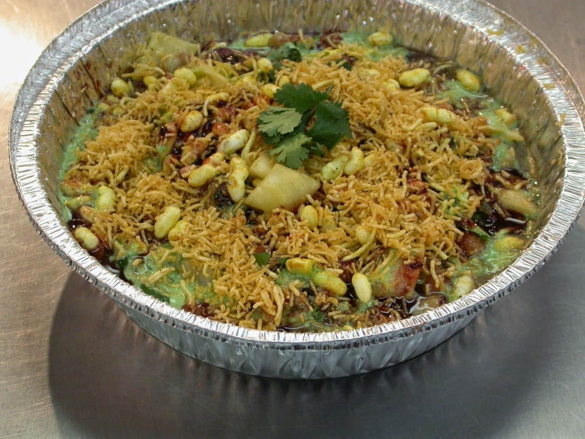 Aloo Tikki/Samosa/Papdi Chaat