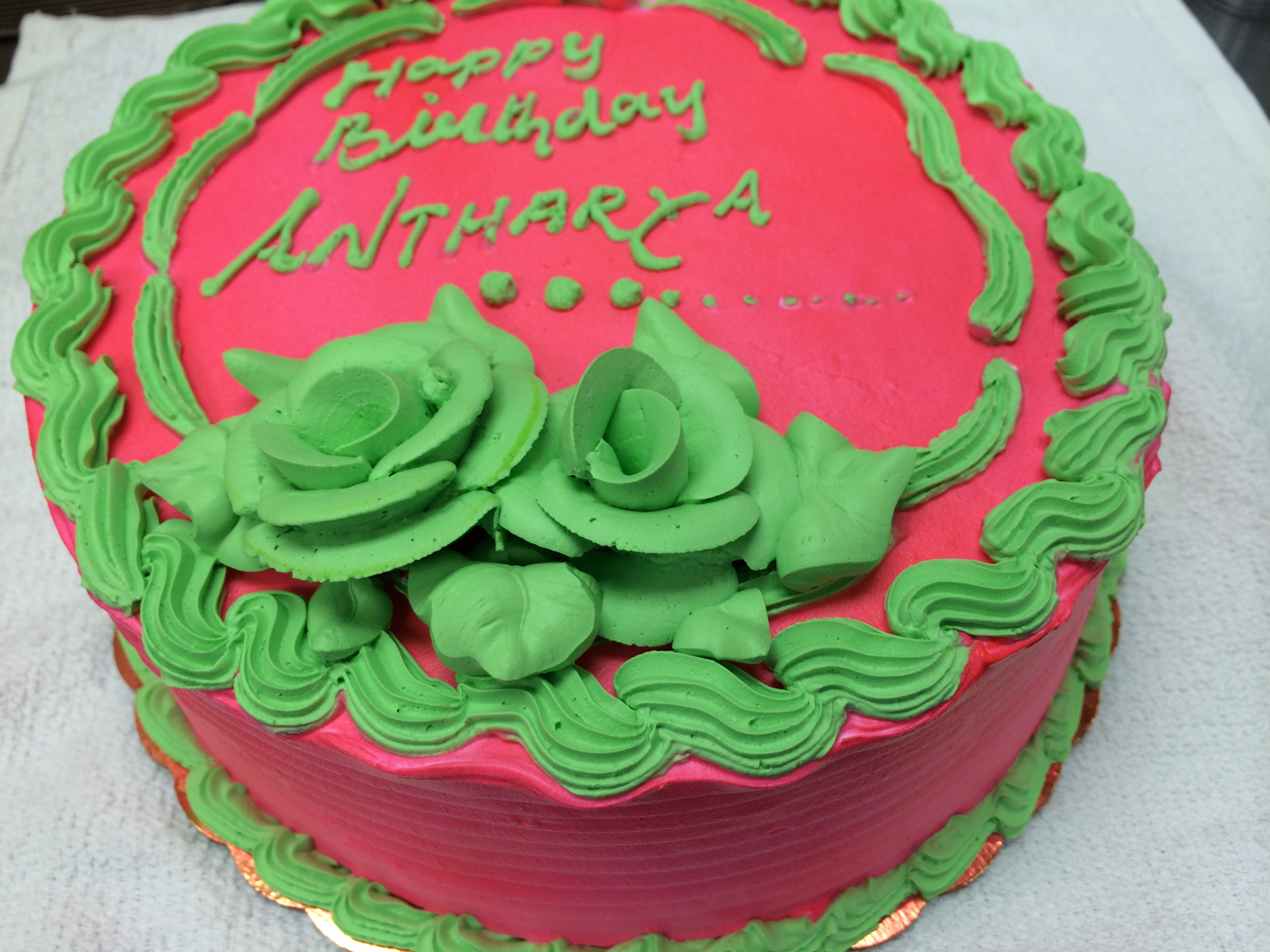 2 lb Round Cake (Eggless)